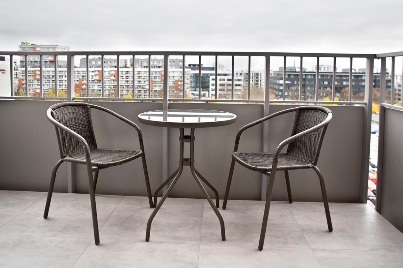 ורשה Komputerowa Serviced Apartments By P&O מראה חיצוני תמונה